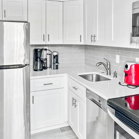 Stylish & Cozy Escape Near The Beach- Free Parking, Backyard, Private, Bbq Pompano Beach Exterior foto