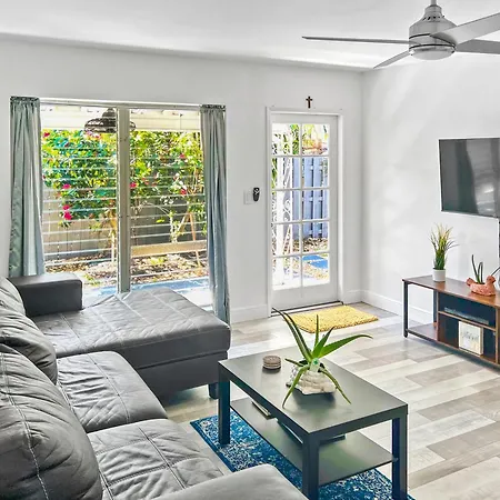Stylish & Cozy Escape Near The Beach- Free Parking, Backyard, Private, Bbq Pompano Beach Exterior foto